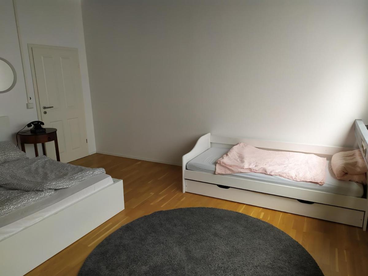 Apartment West - Michael Штутгарт Екстер'єр фото